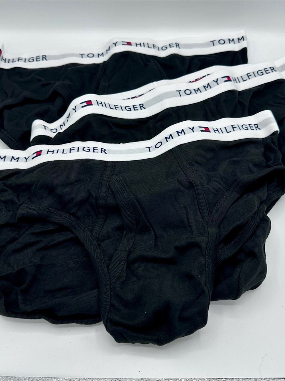 Tommy Hilfiger Men's Black Cotton Briefs - Pack of 3 Size XL (1339)